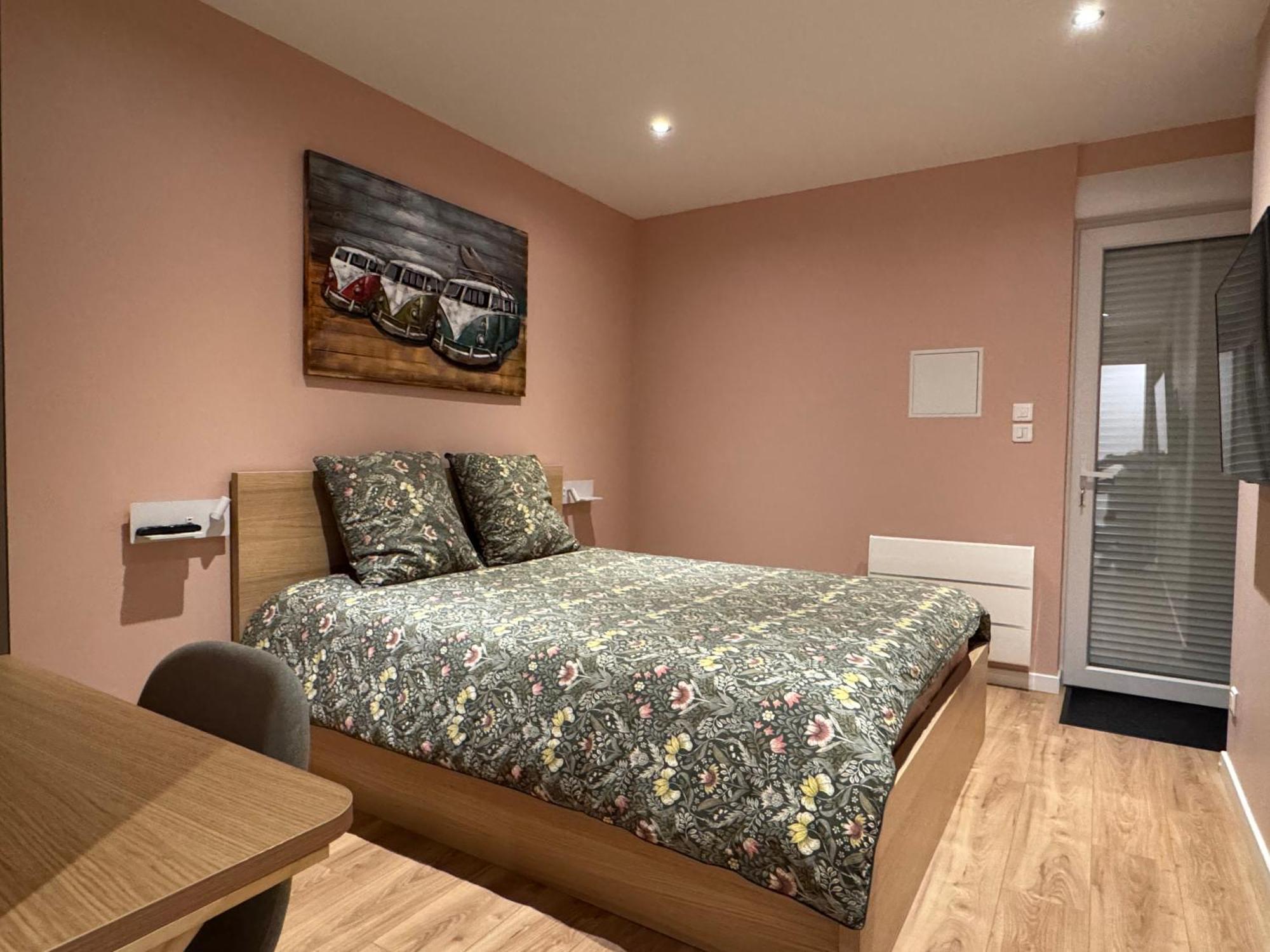 Loft Spa Reims-Fr 250M2 Privatifs, Piscine Interieure Chauffee, Spa Et Parking エクステリア 写真